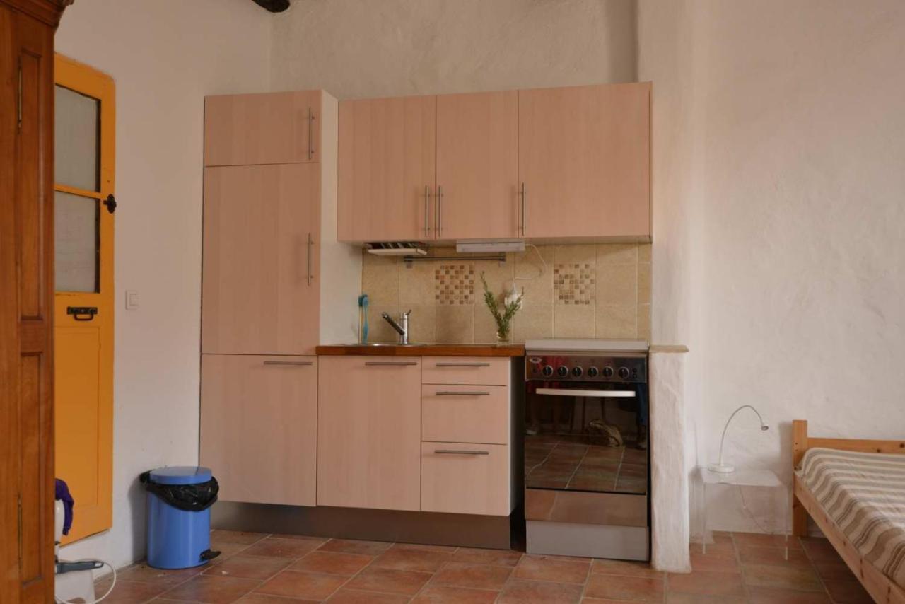 Studio De La Cheminee Et Studio De La Place Apartman Sigonce Kültér fotó